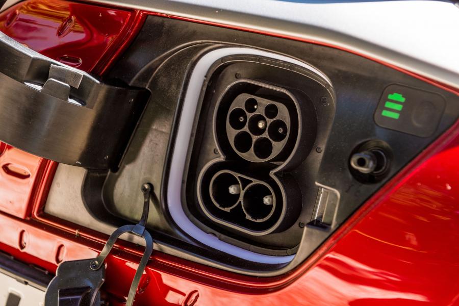 Детали экстерьера Hyundai Kona Electric 2018 года  (WW) (фото 17 из 48)